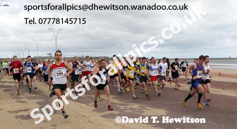Start of the Sand Dancer 10k, South Shields. Photo: David T. Hewitson/Sports for All Pics